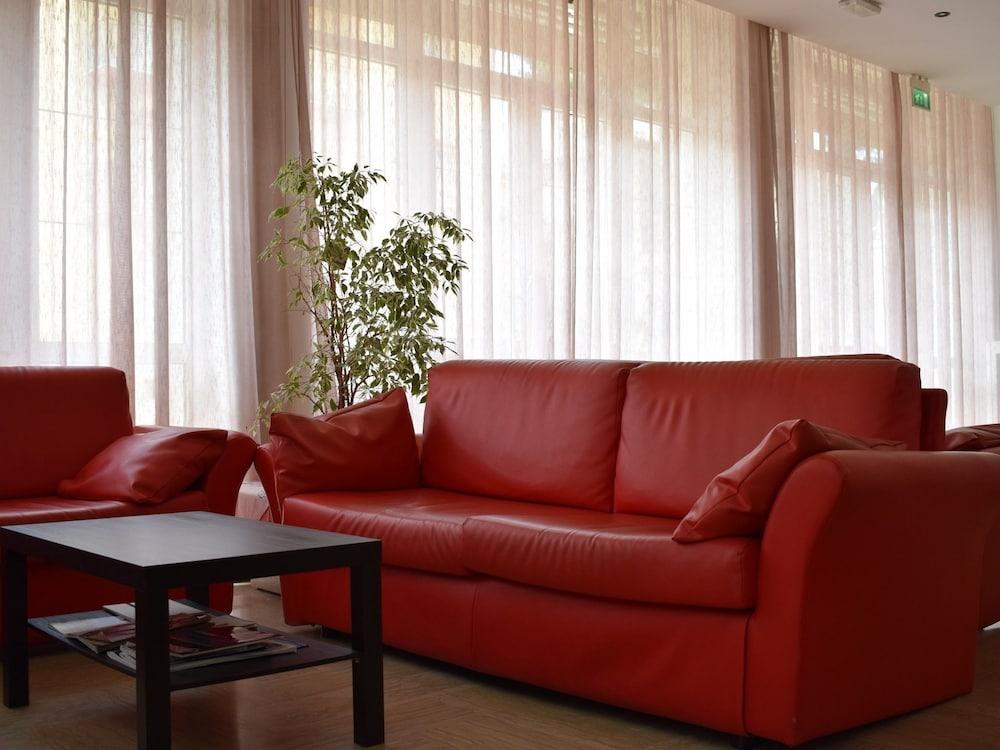 רימיני Hotel Bamby מראה חיצוני תמונה