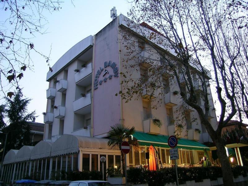 רימיני Hotel Bamby מראה חיצוני תמונה